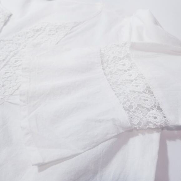 Laura Torelli Classic Bell Sleeves Crochet Embroidered Blouse - Picture 12 of 13